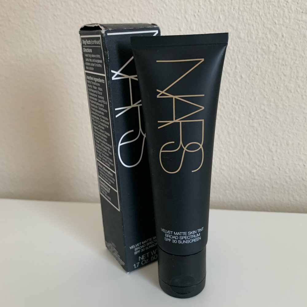 Nars Skin Tint